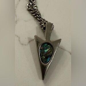 Amway silver arrowhead vintage necklace blue green abalone pendant